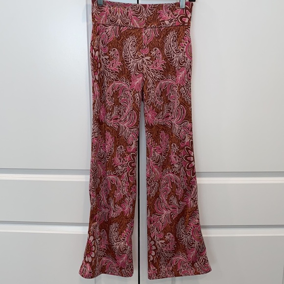Maeve By Anthropologie Maria Jacquard Paisley Rose Flare Pants - Picture 4 of 9